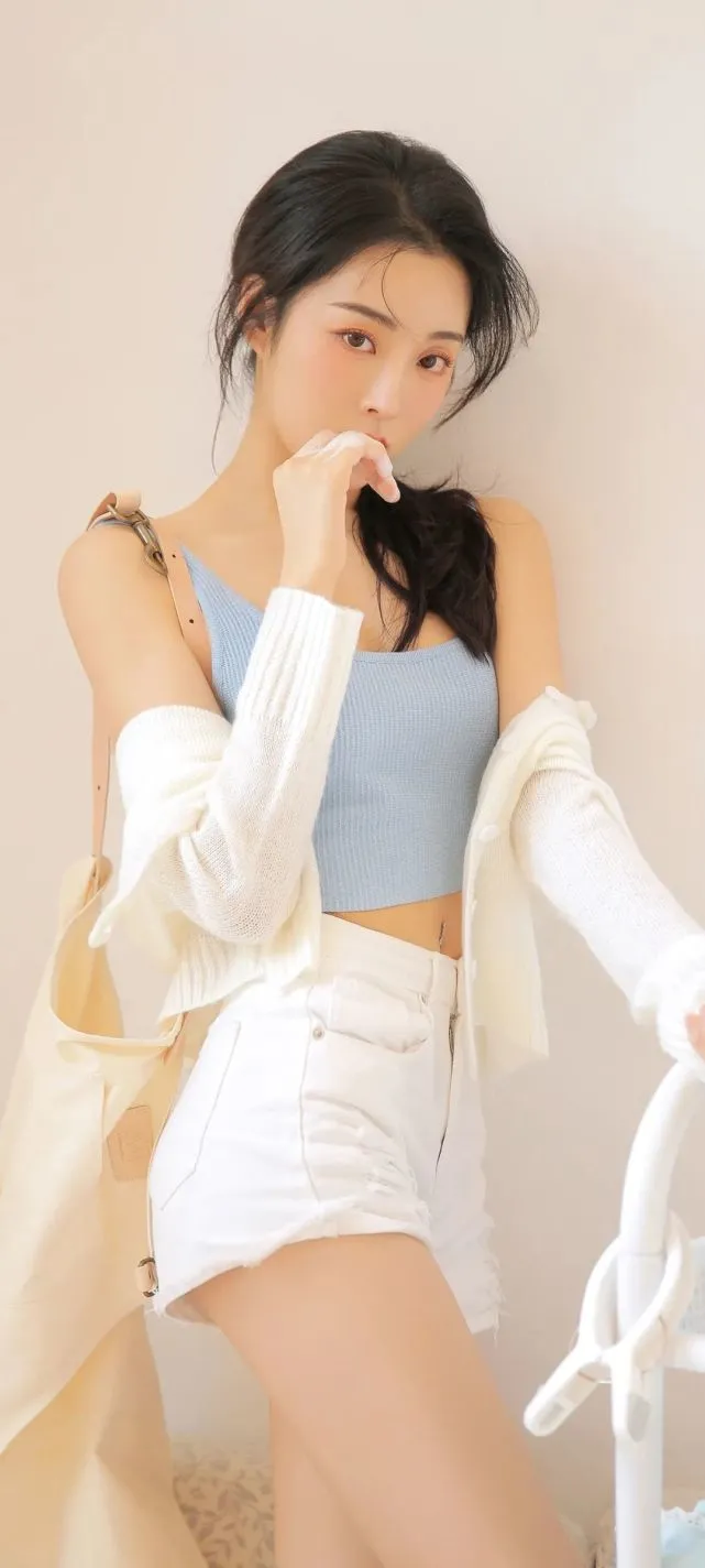 清纯美女高清手机壁纸