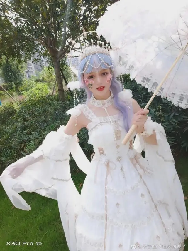 Lolita：光耀星辰