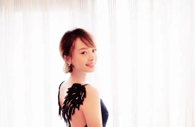 女星孙铱冒险产子，自己在抢救室，儿子下发病危通知