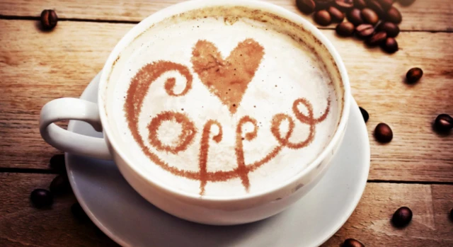 5种不能给猫咪喝的水，宁愿渴着也别给猫喝！