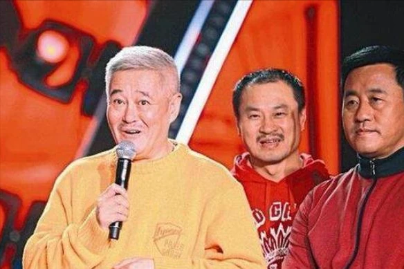 抛弃旧爱另拥新欢，花百万为其庆生的长贵，称每月消费50万压力大