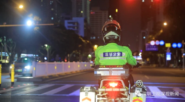 开启“慢生活”的第一夜，深圳人上！才！艺！了