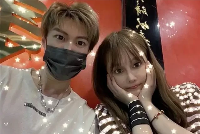 赵本山女儿怀孕了？男友也是网红一枚，收入还不如球球？