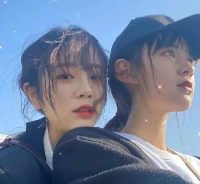 头像/可盐可甜的闺蜜头像