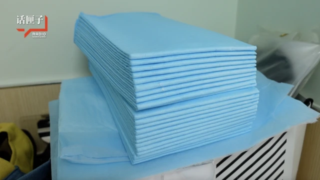 封控期间“足不出户”，狗狗的“方便”问题怎么解决？