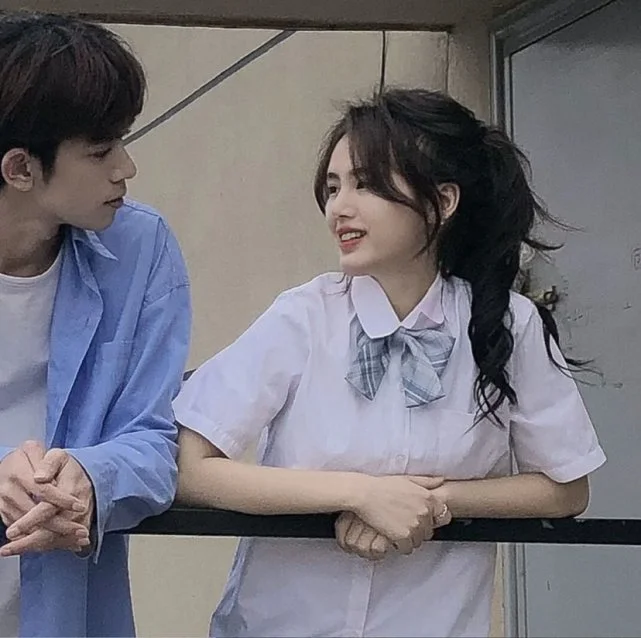 “情侣头像——只想和你一起，走到世界尽头”