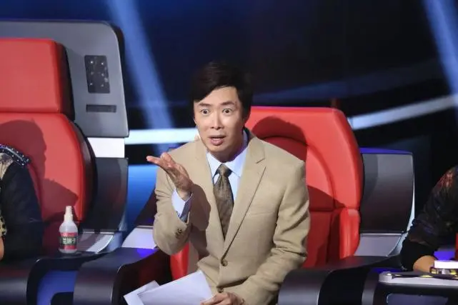 66岁无儿无女，20亿财产无人继承，一辈子没结婚的费玉清为了谁？