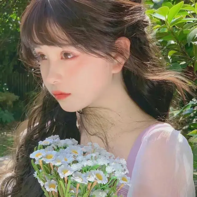 微信头像：可爱好看的女生头像