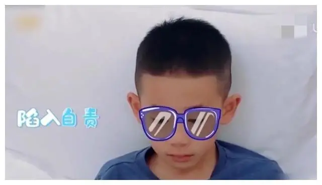 应采儿训哭Jasper，虎妈式教育三观超正：中文你必须要会