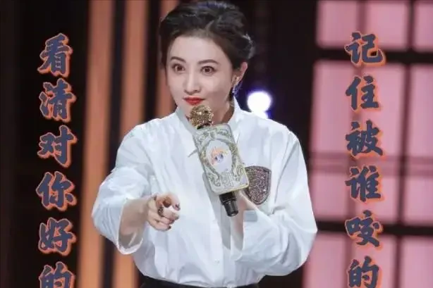 金铭：被琼瑶当作御用女主，撒贝宁扬言想娶她，为何41岁还未婚？