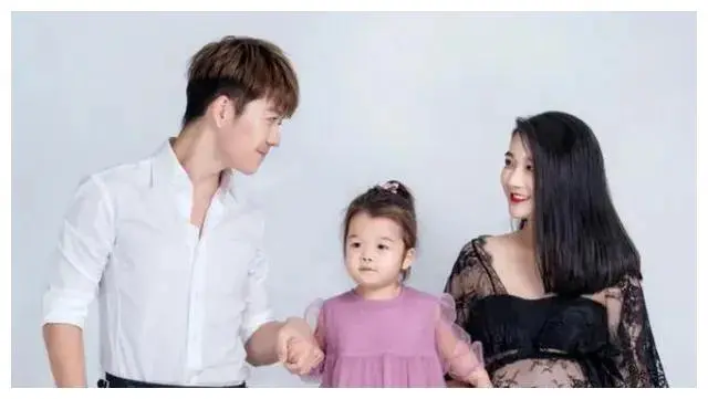 王栎鑫欠吴雅婷一句对不起！David勇敢表白，互相治愈重新出发