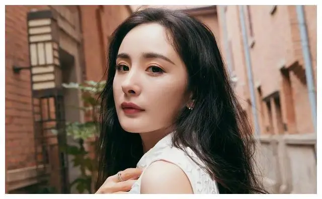 杨幂：你觉得自己在什么样的世界里，取决于你是个什么样的人