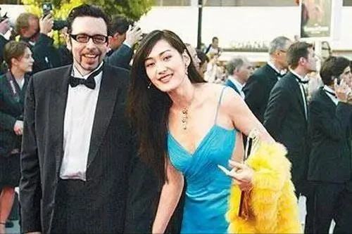 “性感女人”孟广美，被前任骗走400多亿，后嫁京城富豪收获幸福