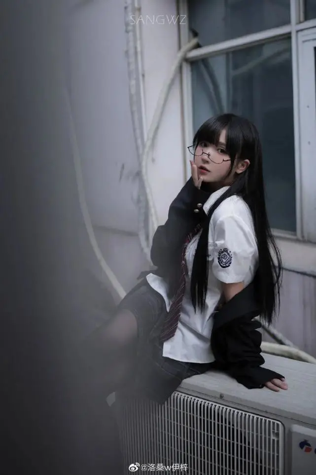 JK校服：小猫咪总是用故意犯错来试探主人的爱