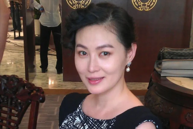 “潘金莲”王思懿：戏外和“兄弟”传绯闻，和苏远离婚后单身至今