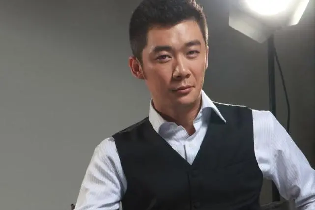 郑晓龙御用反派曹征：蛰伏多年后终于走红，如今儿女双全生活美满