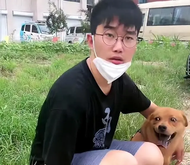 百万粉丝网红虐狗自证清白，被曝有精神分裂，曾称200万可带走狗